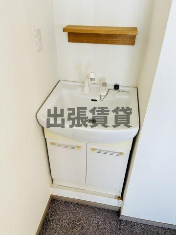 貸事務所件住宅！！ビル琴の洗面所