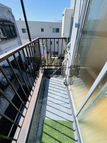 貸事務所件住宅！！ビル琴のバルコニー