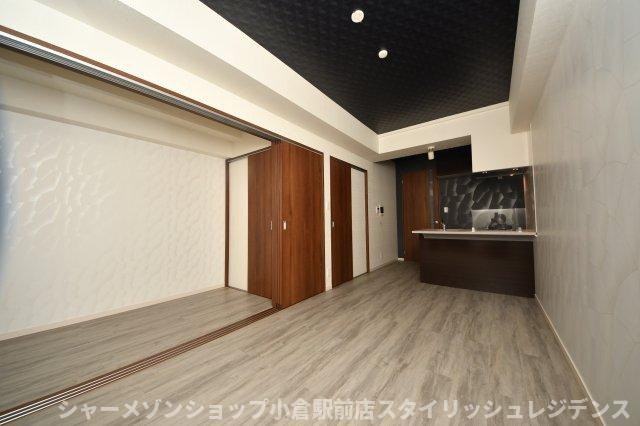 プレジデンス ざ 三萩野の洋室