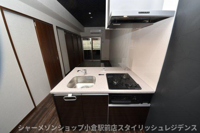プレジデンス ざ 三萩野のキッチン