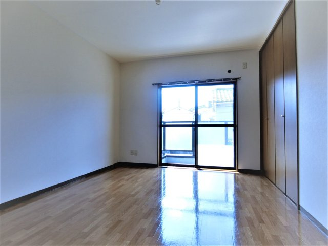 メゾネットＫの寝室