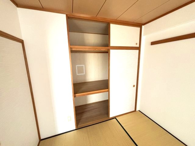 ローレルコート古市5番館の収納