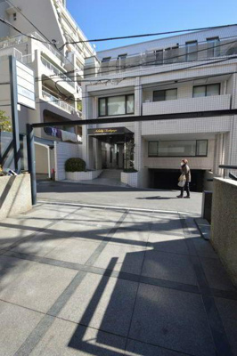 【駐車場】 | Ｒｉｚビル | 駐車場、現在空き無し 