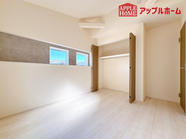 [新築住宅] 坂戸市花影町 2期 全5棟の洋室|２階居室は全室収納あり！たっぷりある収納活用でお部屋もキレイを保てます♪