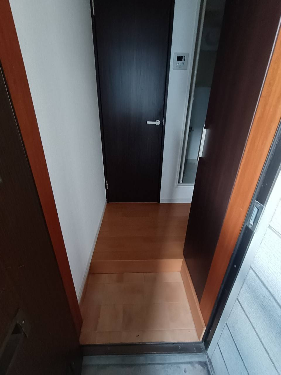 【玄関】