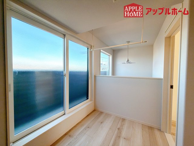 [中古住宅] さいたま市中央区鈴谷のその他|便利な室内物干しも