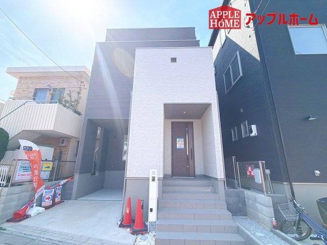 [中古住宅] さいたま市中央区鈴谷の外観|周辺環境にも恵まれた好立地☆日当たり良好×子育てしやすい環境です！いつでもお気軽にお問合せOKです！TEL「0120-466263」