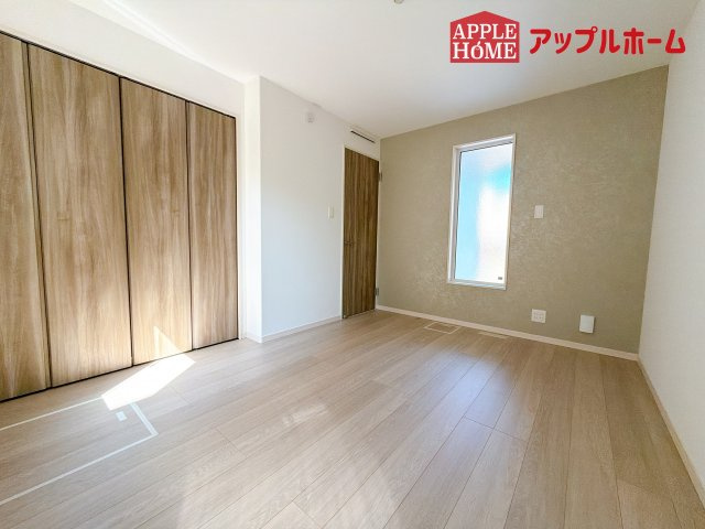 [中古住宅] さいたま市中央区鈴谷の洋室|居室は全室収納あり！たっぷりある収納活用でお部屋もキレイを保てます♪