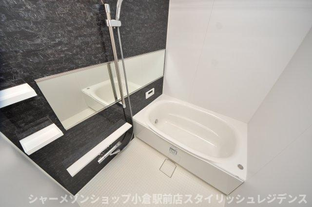 プレジデンス ざ 三萩野の浴室