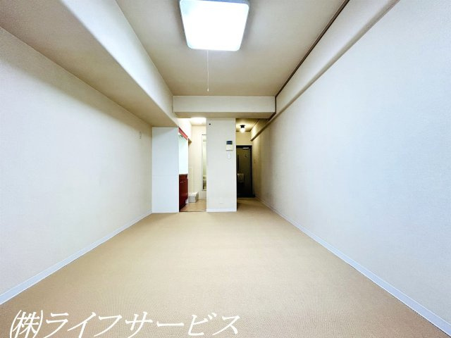 【洋室】 | フルーレ第2新大阪 | 洋室約８帖・約２７㎡の広々１Ｒ！（2024年２月撮影）