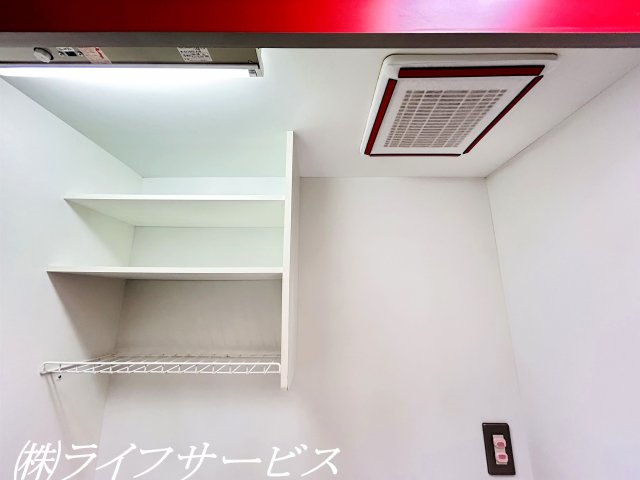 【キッチン】 | フルーレ第2新大阪 | キッチン収納棚（2024年２月撮影）