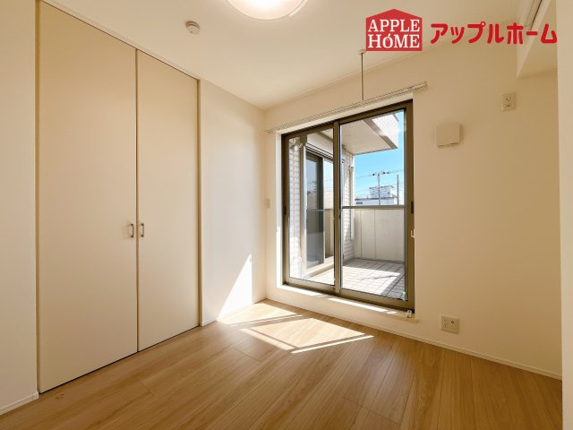 [中古住宅] さいたま市中央区大戸3丁目の洋室|２階居室は全室収納あり！たっぷりある収納活用でお部屋もキレイを保てます♪