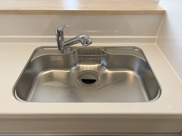 【設備】 | クレイドルガーデン総社市清音上中島第5 (全1棟) | 浄水機能付きキッチン水栓