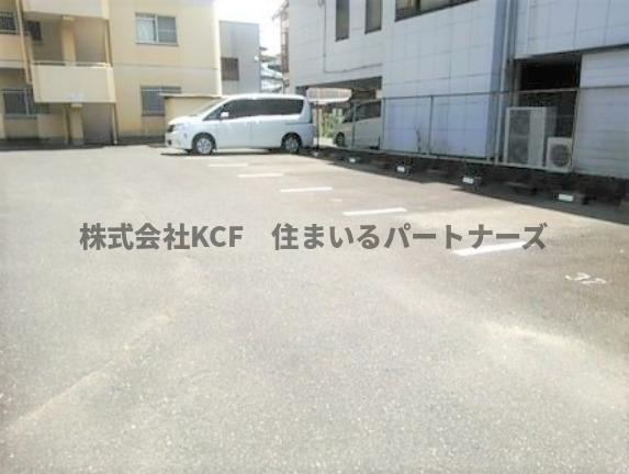 レシオ苅原の駐車場|駐車場があります