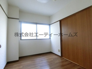 【洋室】 | ラデヴィーナ鴻巣