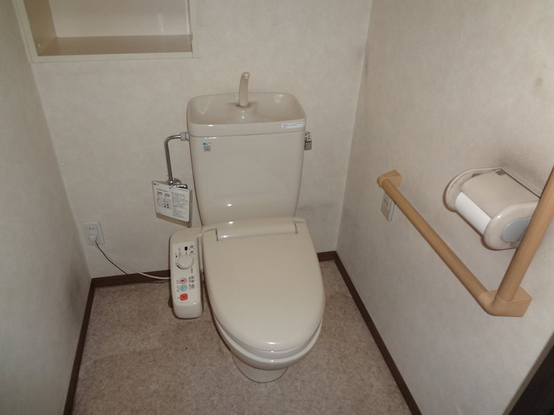 グリーンガーデン目白のトイレ|落ち着いたトイレです