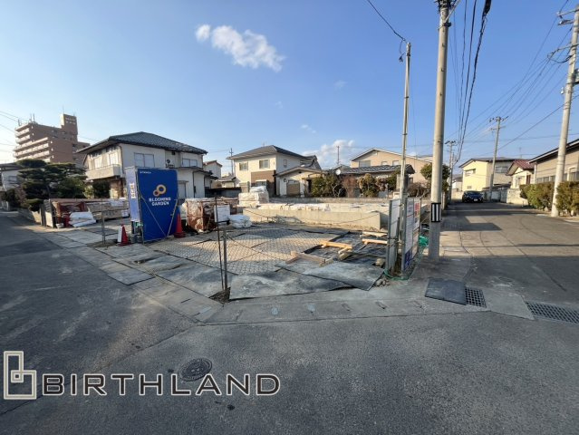 新築戸建・新築建売　福島市東中央二丁目　野田小・野田中の前面道路含む現地写真