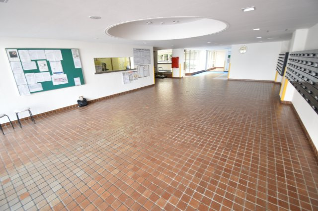 藤和城西コーポのエントランス