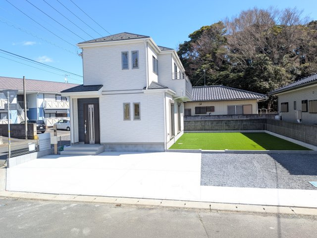ひたちなか市相金町13番　新築戸建ての外観
