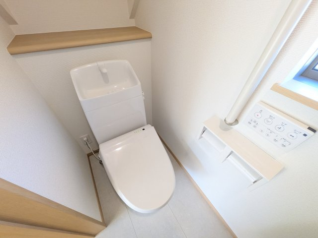 ひたちなか市相金町13番　新築戸建てのトイレ|高い節水性能で、水道代を大幅にカット。環境とお財布に優しく、家計をしっかりサポートします。