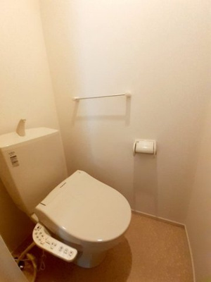 【トイレ】 | コンフォーティアＡ | 清潔感のあるトイレです