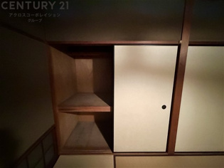 宝塚市泉ガ丘戸建の内装