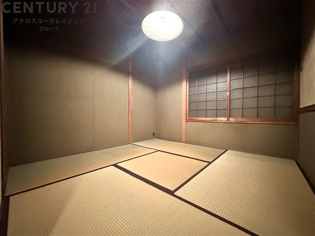宝塚市泉ガ丘戸建の和室