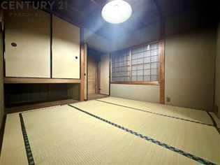 宝塚市泉ガ丘戸建の和室