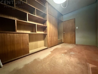 宝塚市泉ガ丘戸建の寝室