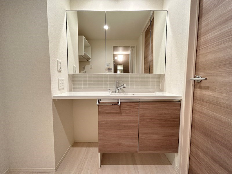 プレガーレ中須佐の洗面所