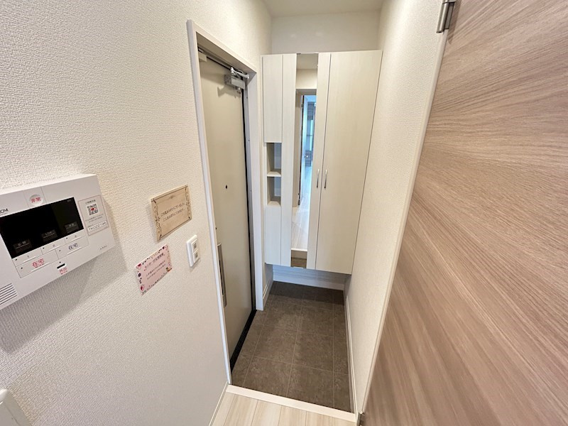 プレガーレ中須佐の玄関