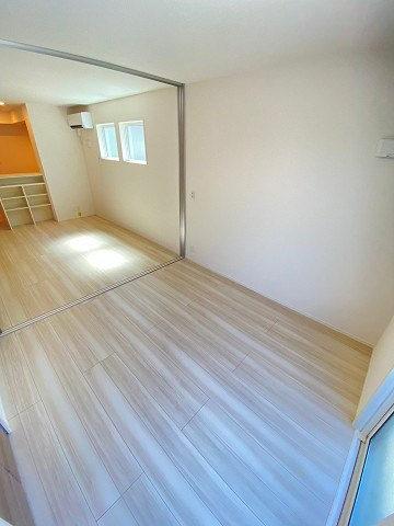 プレガーレ中須佐の居間・リビング