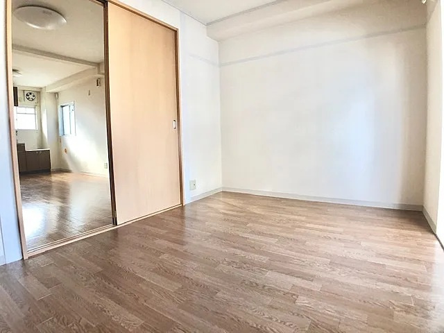 中田ハイツの居間・リビング