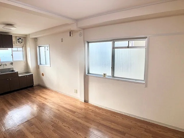 中田ハイツの居間・リビング