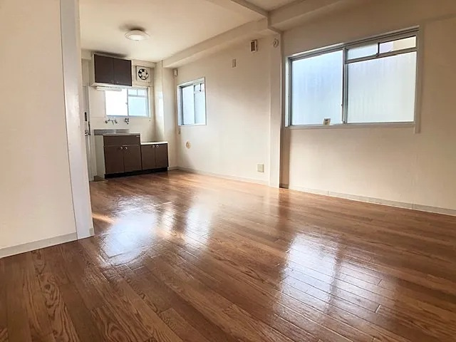 中田ハイツの居間・リビング