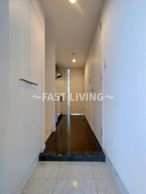 ヴォーガコルテ浅草橋の玄関