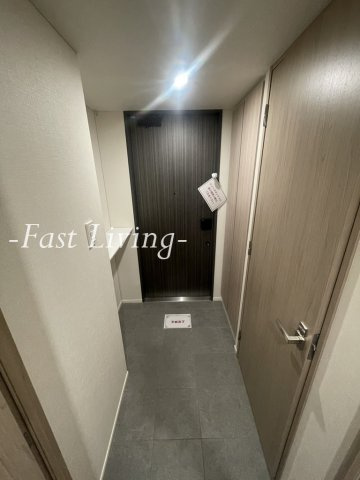 フロントプレイス飯田橋レジデンスの玄関