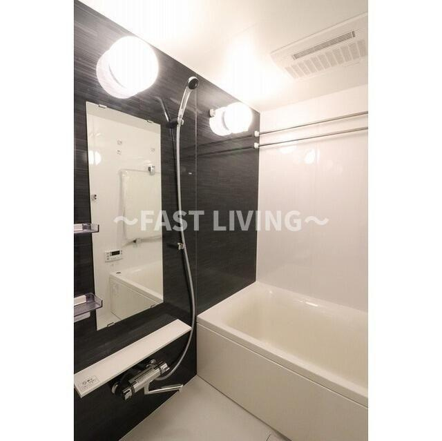 コンフォリア秋葉原ノースの浴室