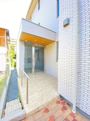 【エントランス】 | RocherVillage