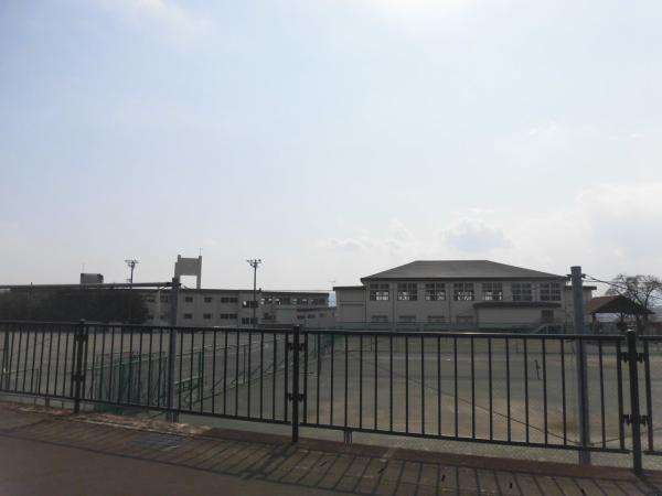 富士宮市小泉の中古一戸建|【周辺環境】富士根南中学校ま… 