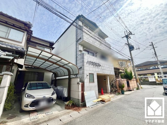 ハウスウエストの外観