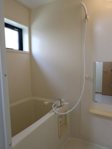 コウジィーコートの浴室