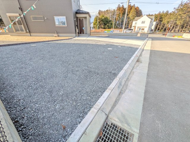 水戸内原町　第12　新築戸建　1号棟の駐車場|駐車は6台以上可能です♪