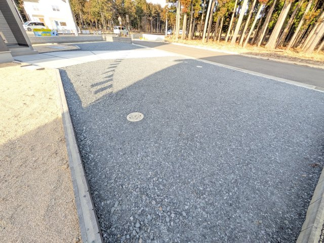水戸内原町　第12　新築戸建　1号棟の駐車場