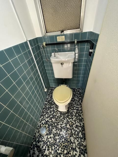 ビクトリアマンションのトイレ