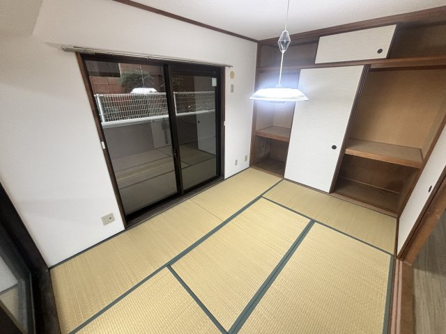 サンビルダー城ノ下の和室
