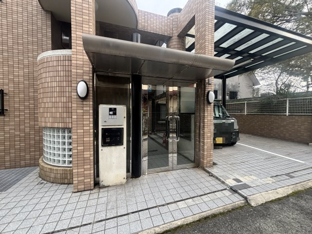 サンビルダー城ノ下のエントランス