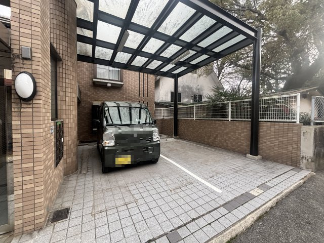サンビルダー城ノ下の駐車場