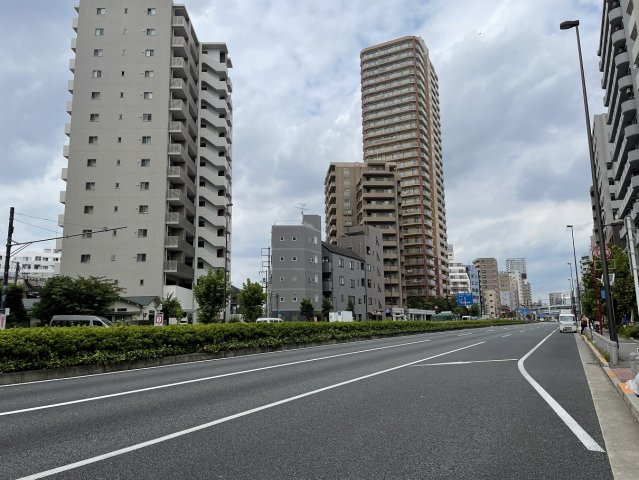 コスモ巣鴨シティフォルムのその他|前面道路