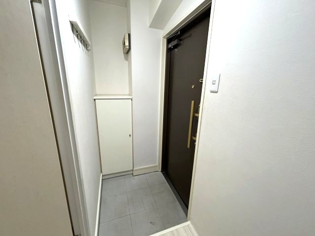 川元ビルの玄関